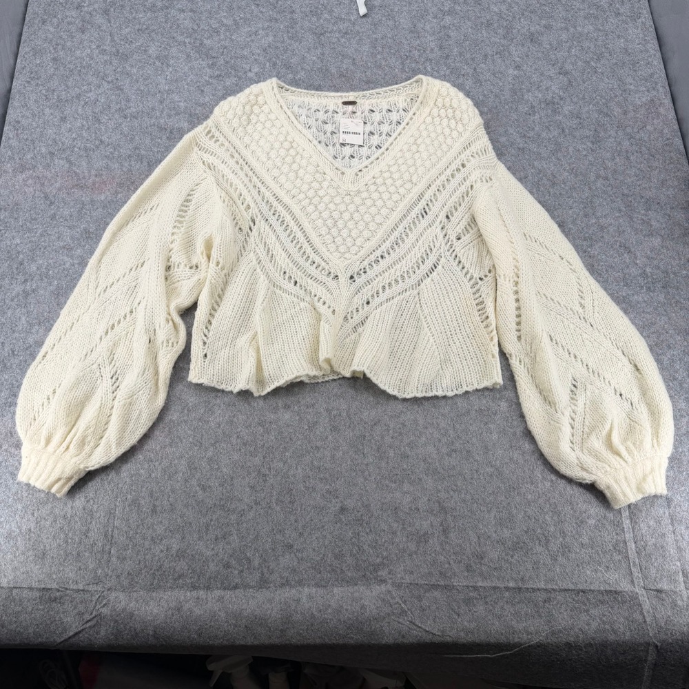 Free People Ivory Open Knit Popcorn Stitch Bishop Sleeve V-Neck Sweater M